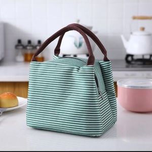 Striped pattern lunch bag